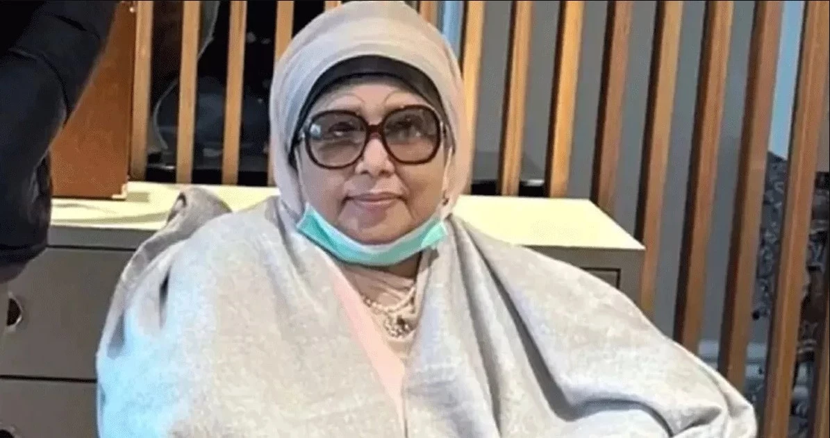 খালেদা জিয়ার মেডিকেল বোর্ড সবুজ সংকেত দিলেই ঢাকায় আসবে এয়ার অ্যাম্বুলেন্স